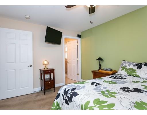74 Jordan St, Springfield, MA 01129 photo 17
