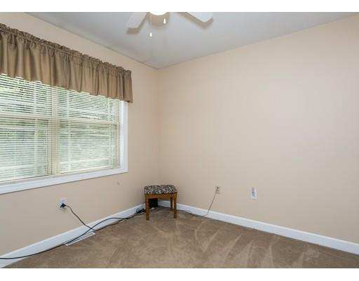 74 Jordan St, Springfield, MA 01129 photo 21