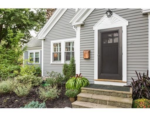 9 Pleasant St, Hingham, MA 02043 photo 5