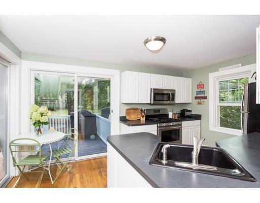 9 Pleasant St, Hingham, MA 02043 photo 12