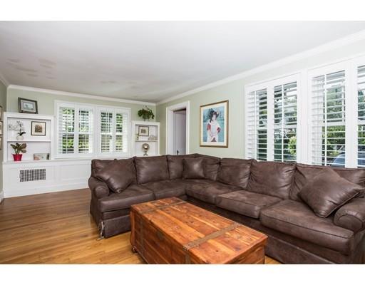 9 Pleasant St, Hingham, MA 02043 photo 7