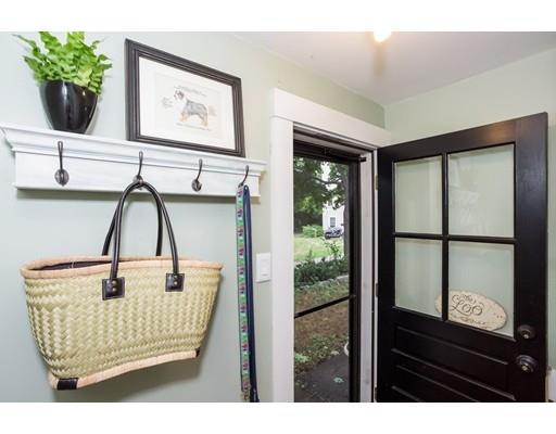 9 Pleasant St, Hingham, MA 02043 photo 11