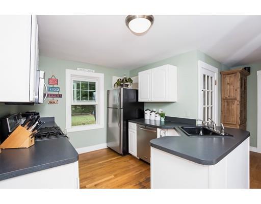 9 Pleasant St, Hingham, MA 02043 photo 13