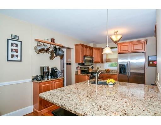 82 Forest St, Reading, MA 01867 photo 10