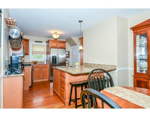 82 Forest St, Reading, MA 01867 photo 9