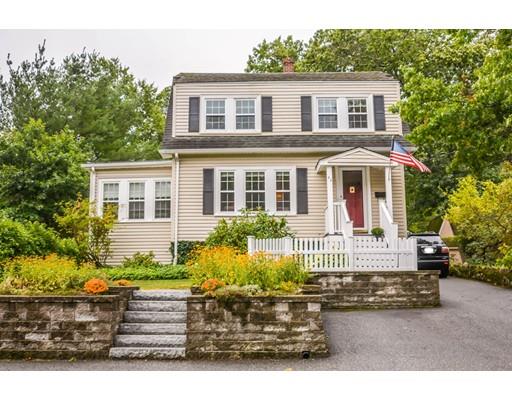 82 Forest St, Reading, MA 01867 photo 1