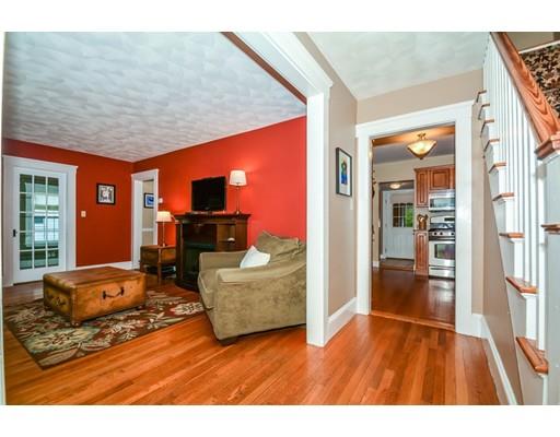 82 Forest St, Reading, MA 01867 photo 3
