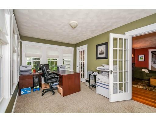 82 Forest St, Reading, MA 01867 photo 6