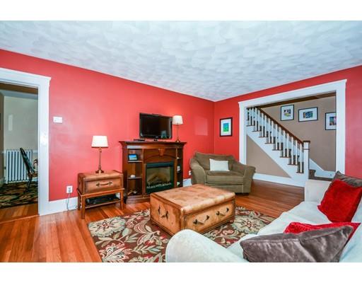 82 Forest St, Reading, MA 01867 photo 5