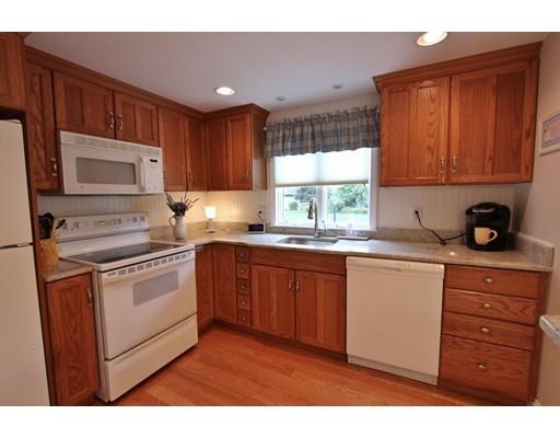 69 Sheaffer Rd, Barnstable, MA 02632 photo 11