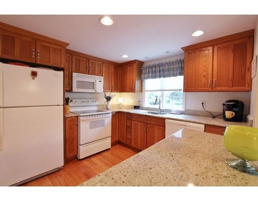 69 Sheaffer Rd, Barnstable, MA 02632 photo 8