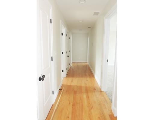 59 Alwin Pl, Springfield, MA 01128 photo 14
