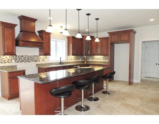 59 Alwin Pl, Springfield, MA 01128 photo 7