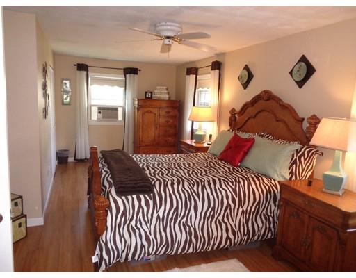 5 Grove St, Danvers, MA 01923 photo 7