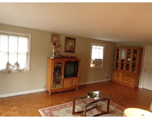 5 Grove St, Danvers, MA 01923 photo 14