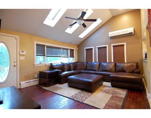 44 Martelle St, Acushnet, MA 02743 photo 10
