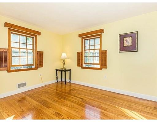 497 Greendale Ave, Needham, MA 02492 photo 13