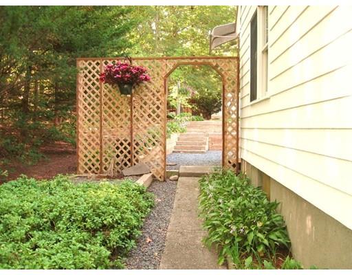 497 Greendale Ave, Needham, MA 02492 photo 23
