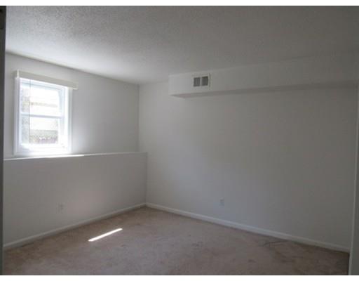 526 3rd St #4, Fall River, MA 02721 photo 10