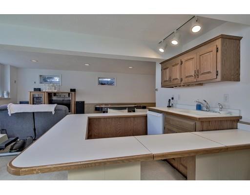 40 Canavan Cir, Needham, MA 02492 photo 23
