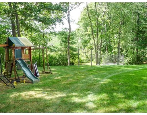 40 Canavan Cir, Needham, MA 02492 photo 2