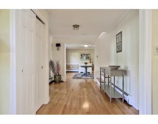 40 Canavan Cir, Needham, MA 02492 photo 3
