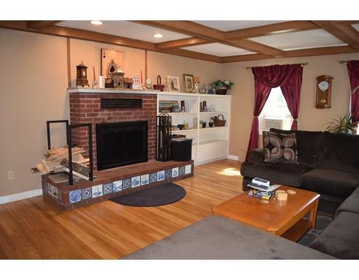 1 Glenwood Cir, Wareham, MA 02571 photo 9