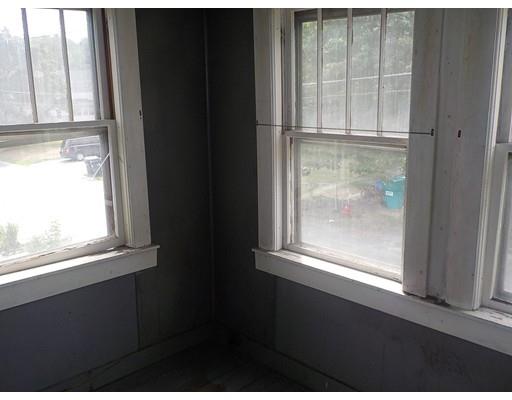 9 Morrison St, Uxbridge, MA 01569 photo 7