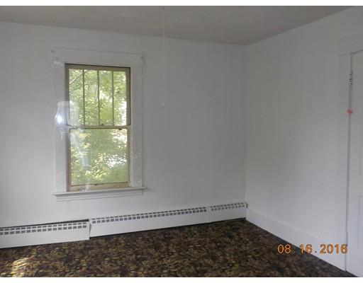 9 Morrison St, Uxbridge, MA 01569 photo 6