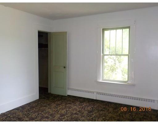 9 Morrison St, Uxbridge, MA 01569 photo 5