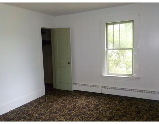 9 Morrison St, Uxbridge, MA 01569 photo 10