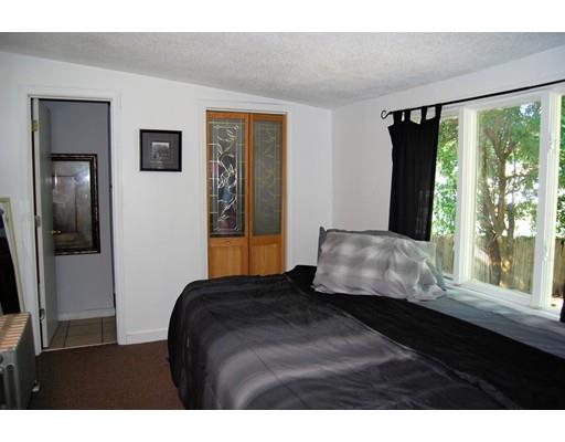 81 Braddock St, Springfield, MA 01109 photo 11