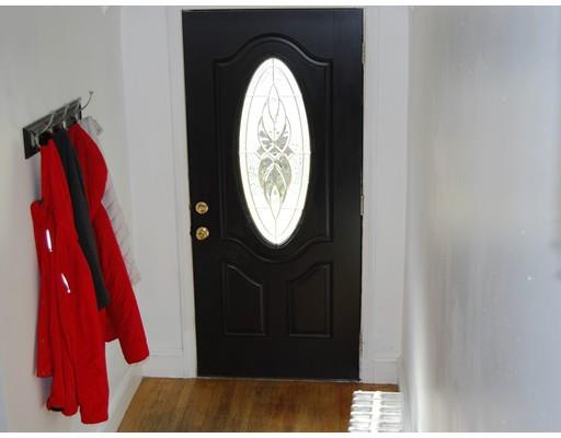 81 Braddock St, Springfield, MA 01109 photo 3