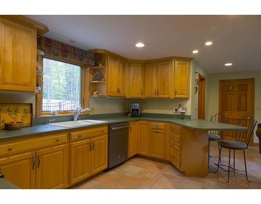 12 Whitney Ln, Upton, MA 01568 photo 5