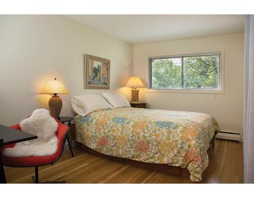 60 Franklin St, Brookline, MA 02445 photo 6