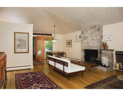 60 Franklin St, Brookline, MA 02445 photo 2