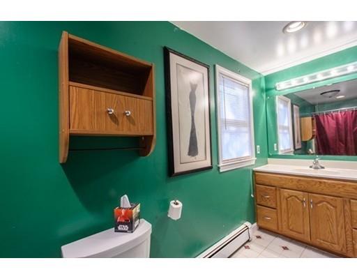 69 Epping St, Lowell, MA 01852 photo 9