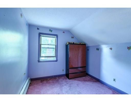 69 Epping St, Lowell, MA 01852 photo 16