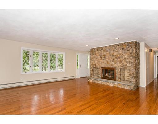 22 Ruel Dr, Dover, MA 02030 photo 4