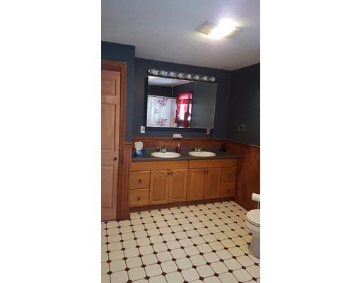 23 County St, Worcester, MA 01604 photo 11