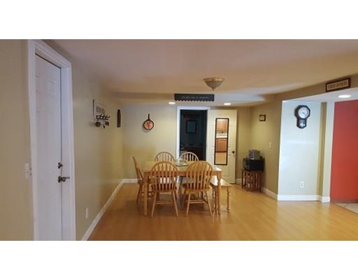 23 County St, Worcester, MA 01604 photo 2