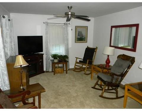 174 King St, Raynham, MA 02767 photo 4