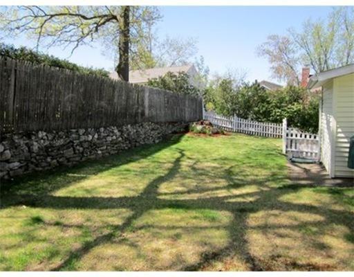 4 Benson St, Worcester, MA 01604 photo 4