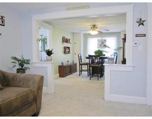 4 Benson St, Worcester, MA 01604 photo 9