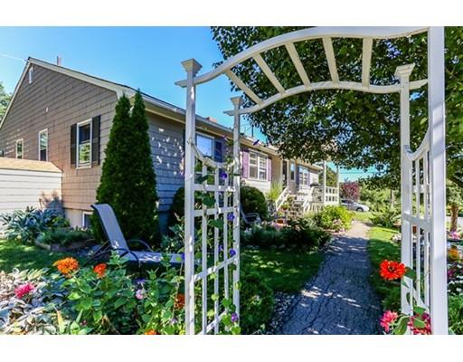 63 Chase St, Danvers, MA 01923 photo 2