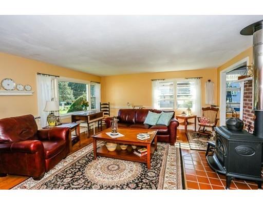 63 Chase St, Danvers, MA 01923 photo 5