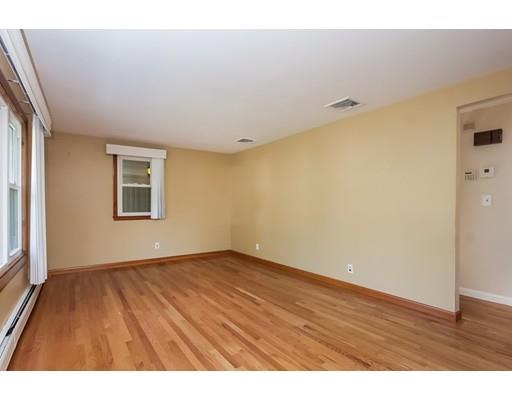 60 Patterson Ave, Springfield, MA 01119 photo 14