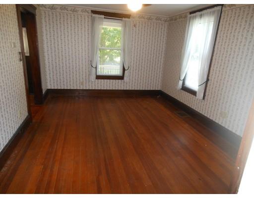 23 Oliver St, Easthampton, MA 01027 photo 7