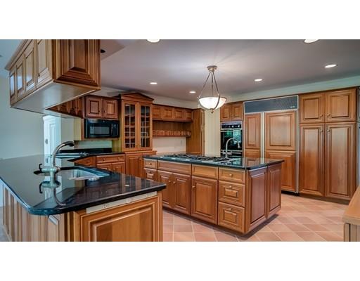 840 Brook Rd, Milton, MA 02186 photo 7