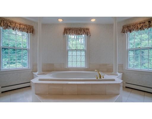 840 Brook Rd, Milton, MA 02186 photo 11
